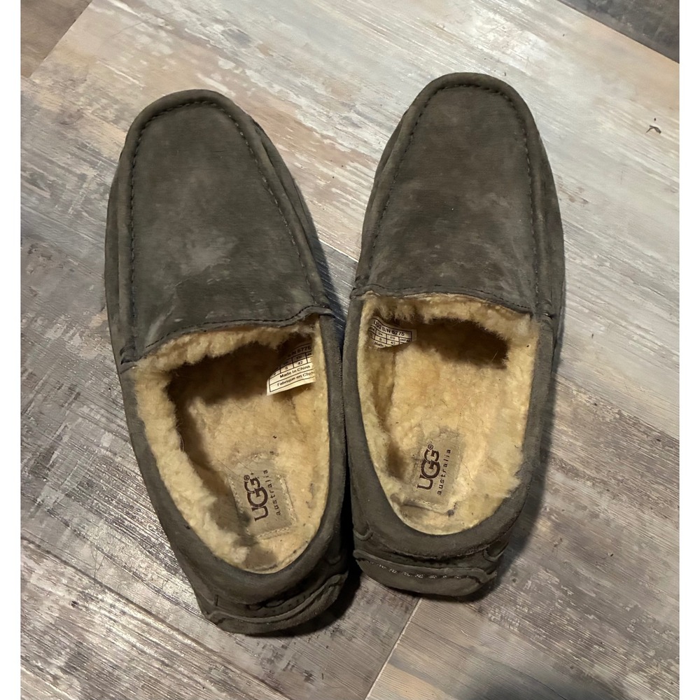 UGG Australia Ascot Mens Charcoal Grey Suede Shearling Moccasin Slippers Size 9